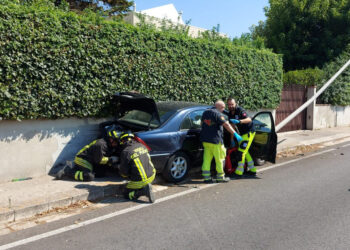 Incidente in via Fieramosca a Ragusa: ferito un uomo di 77 anni