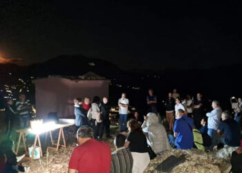 Luna piena su Hikkara, la città sepolta