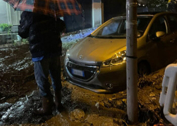 Maltempo in Sicilia, disastrosa alluvione nel Messinese: case allagate e frane