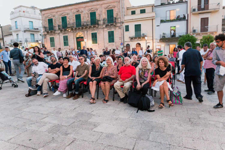 Prendersi una pausa con Ragusa Foto Festival 2024