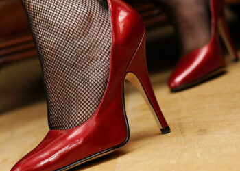 Ragusa, va da una prostituta e la rapina: 20enne in carcere