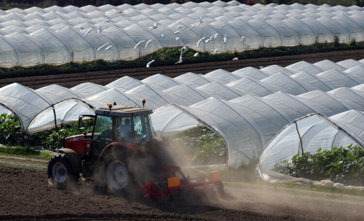Questura Ragusa: controlli contro caporalato e sfruttamento immigrazione clandestina