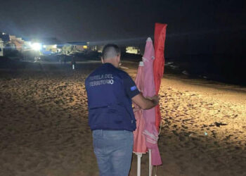 Santa Croce Camerina: sequestrati 52 ombrelloni