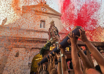 Un tripudio di colori a Comiso