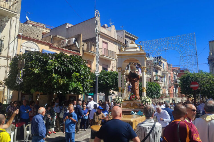 Due processioni a Monterosso Almo