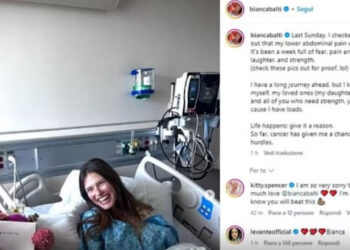 Bianca Balti operata per un tumore ovarico al terzo stadio: mi aspetta un lungo viaggio