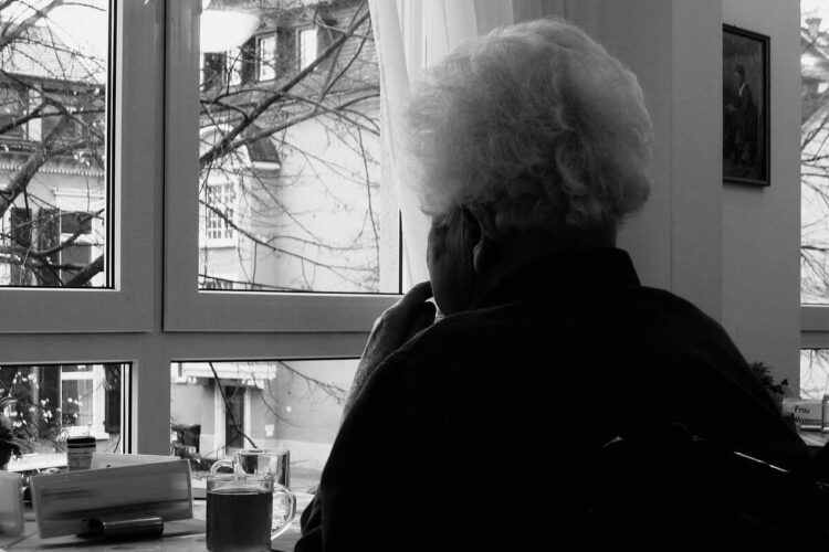 Attenzione al cadmio, favorisce la demenza: cos'è, in quali cibi si trova e come prevenirlo