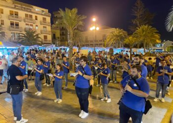 Sagra del pesce a Pozzallo, musica e piatti tipici siciliani: attesa per Paolo Meneguzzi
