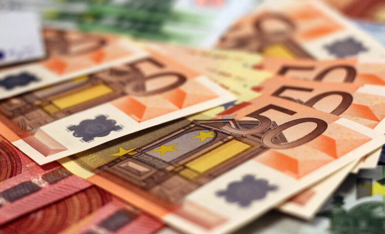 Nuovo bonus da 480 euro: a chi spetta e quando arriva