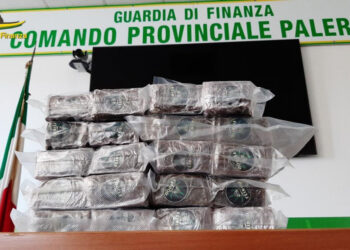 Palermo, sequestrati 38 kg di hashish: arrestati 2 corrieri