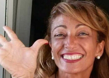 Hostess muore sul volo Reggio Calabria-Roma: addio a Gabriella Cario