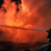 Incendio da paura a Catania: allarme e strade chiuse