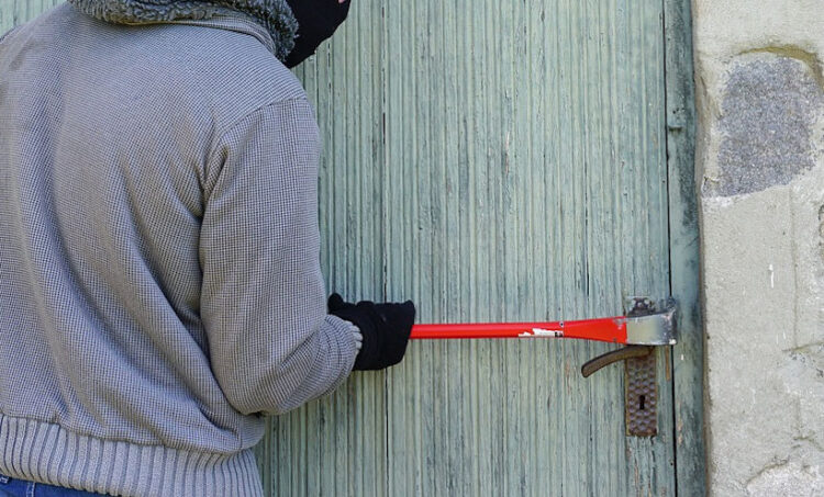 Ragusa, ladri in azione al villaggio Puntarazzi
