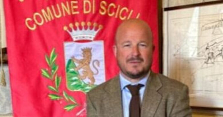 Sampieri, parcheggi e strisce blu: le proposte di Marco Lopes