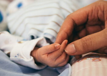 Epidemia da virus respiratorio sinciziale, nuovo farmaco gratis per neonati