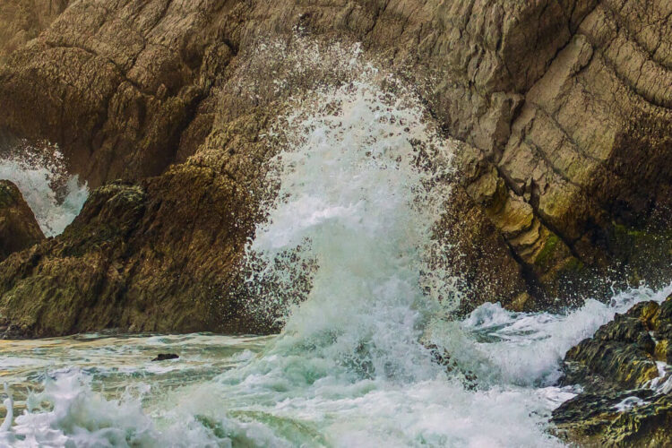 Crolla porzione di scogliera a Lampedusa