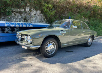 Alfa Romeo Sprint 2000 alla salita dei Monti Iblei a Chiaramonte Gulfi