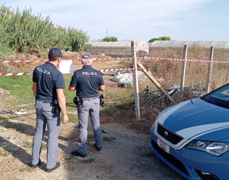 Scicli, sequestrata discarica abusiva di 1000 metri quadri a Donnalucata