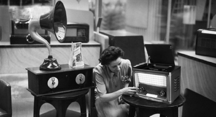 Radio, negli anni ’70 nascevano in Sicilia le radio libere. A Ragusa Radio Progresso