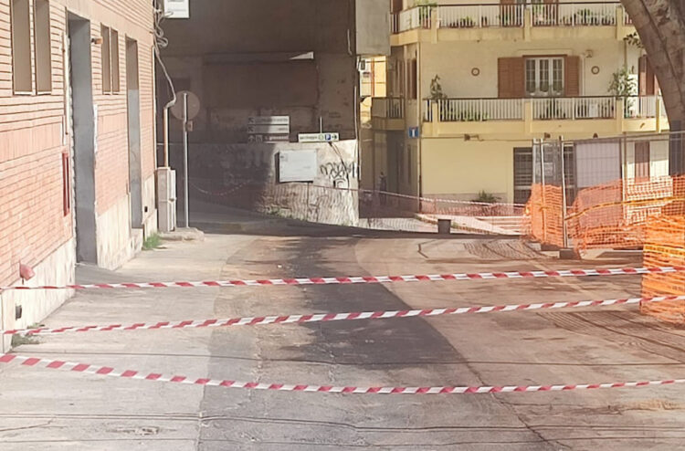 Sversamento di liquido oleoso in via Natalelli a Ragusa: parla il sindaco