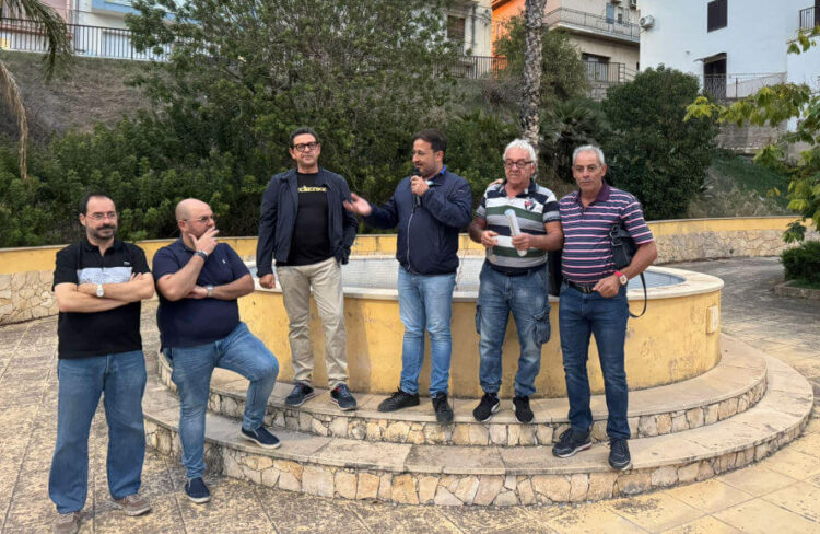 Comiso, il viaggio è cominciato dalla piazzetta del Passaporto: molti disagi