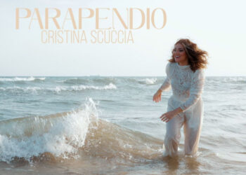 Cristina Scuccia con Parapendio da oggi in digitale e l'11 ottobre in radio