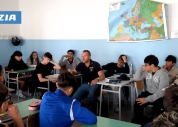 Un poliziotto tra i banchi di scuola a Ragusa, Modica, Vittoria e Comiso