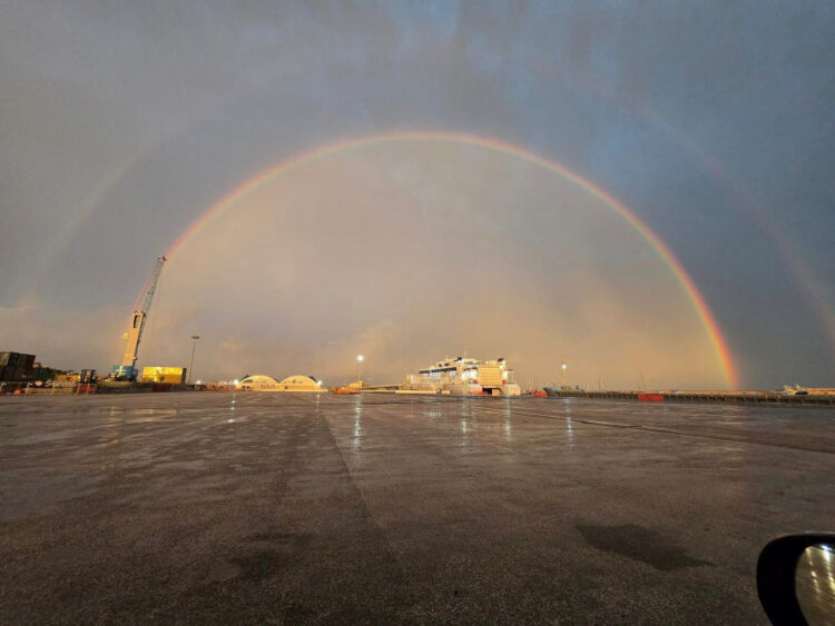 L'arcobaleno a Pozzallo