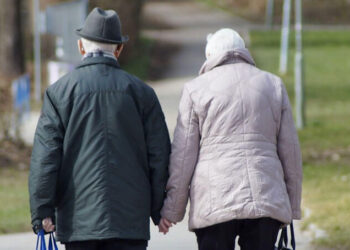 Bonus e sconti anziani 2026: guida completa a requisiti e agevolazioni per over 65