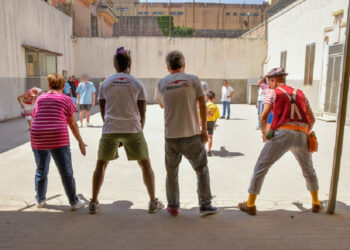 Partita con mamma e papà domani a Ragusa