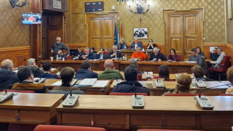 Ragusa approva il Registro comunale di genere e l’istituzione della carriera alias per i dipendenti comunali