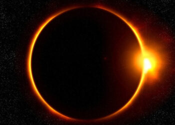 Eclissi anulare di Sole, oggi 2 ottobre: ecco a che ora vedere anello di fuoco