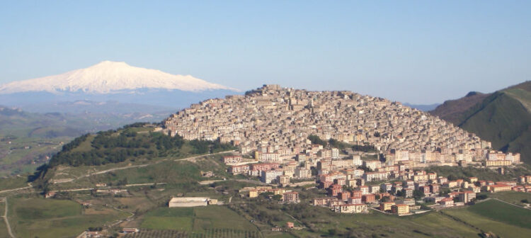 Gangi, il 5 novembre open day della prevenzione: i camper Asp in piazza San Paolo