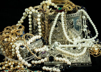 Presi i ladri di gioielli a Scoglitti