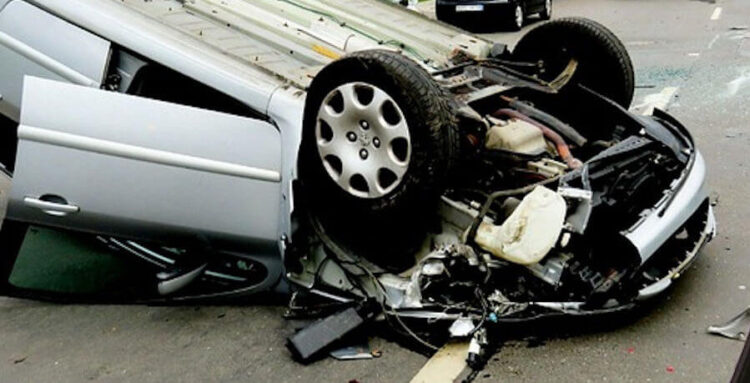 Incidente a modica: auto si ribalta sulla Rocciola Scrofani