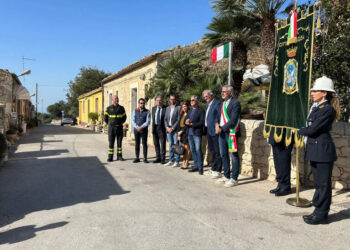 Ragusa, cerimonia di intitolazione di una via nei pressi del castello di Donnafugata