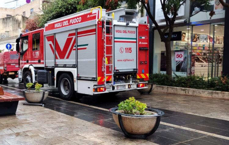 Maltempo a Ragusa: allagati alcuni negozi in via Roma