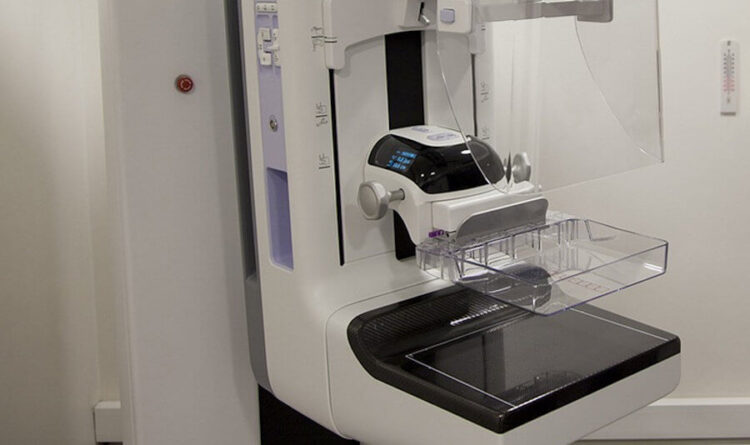 Struttura convenzionata Asp Ragusa: costi extra per una mammografia più precisa