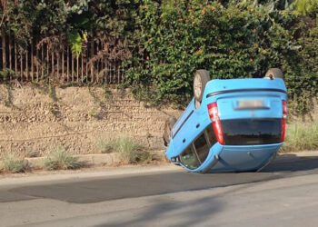 Fiat Panda si ribalta a Vittoria