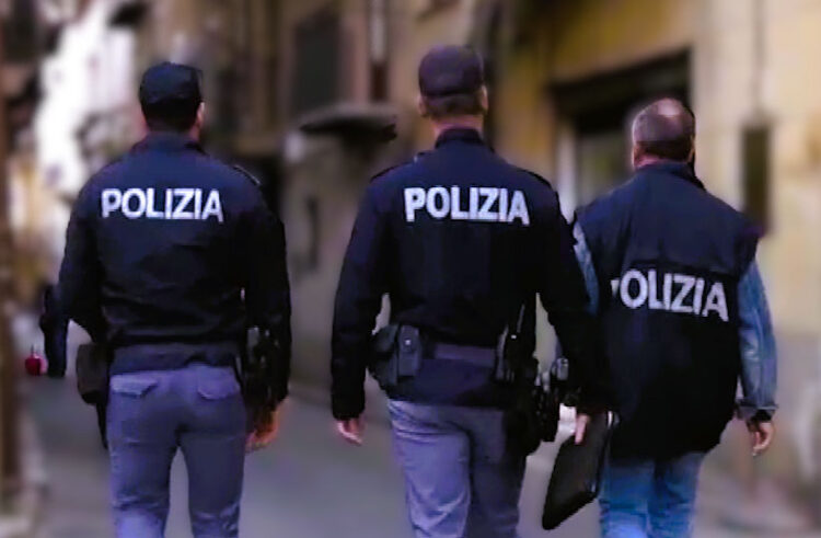 Niscemi, 45enne arrestato per atti persecutori