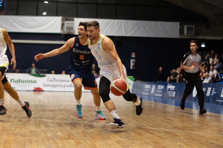 Virtus Ragusa condizionata dai falli, s’interrompe la rimonta: vince Desio