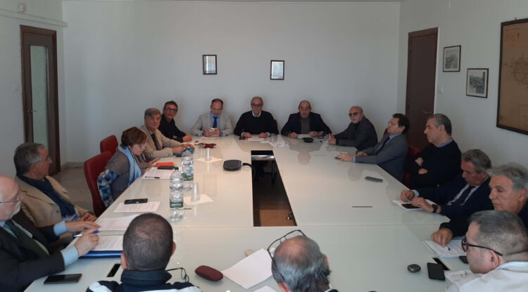 Firmata intesa per stabilizzare 81 precari delle Camere di commercio siciliane