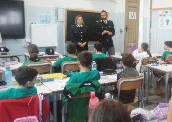 La polizia di stato incontra gli studenti delle scuole di Scoglitti e Vittoria