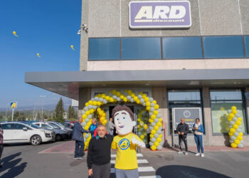 Inaugurato nuovo Ard Discount di Valcorrente (Belpasso) insieme a Nino Frassica