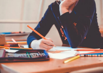 Nuovo bonus studenti da 500 euro: cos'è, come funziona e a chi tocca