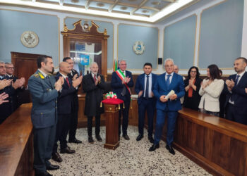 25 anni di servizio a Santa Croce Camerina, cittadinanza onoraria all'appuntato dell'Arma Angelo Nicoletti