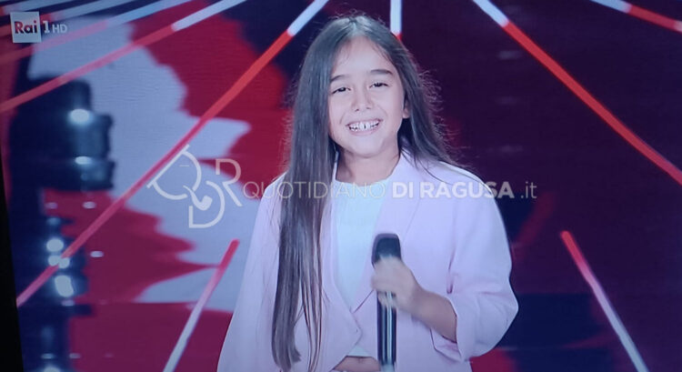 Vittoria celebra la giovane vittoriese: Flaminia incanta il pubblico di The Voice Kids su Rai 1