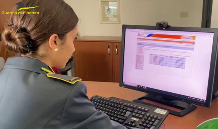 Reddito di Cittadinanza, revocate 227 istanze a Palermo: segnalati all’Inps