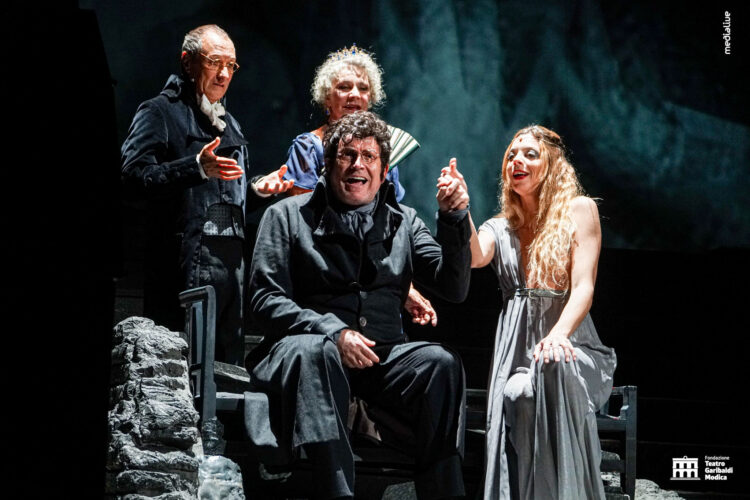 Modica, con Guerra e Pace a Modica si è aperta la stagione del Teatro Garibaldi