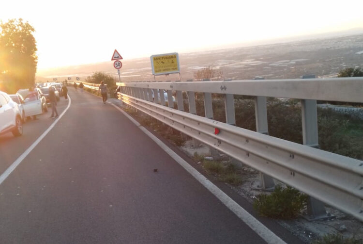 Incidente stradale sulla Comiso-Ragusa: scontro tra auto e Suv